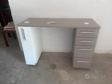 Tavolo ricostruzione unghie