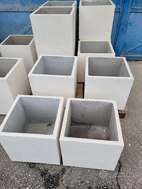 Fioriere cemento cubo varie dimensioni