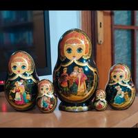 Matrioska originale russa istoriata e firmata 