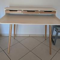 scrivania design nordico
