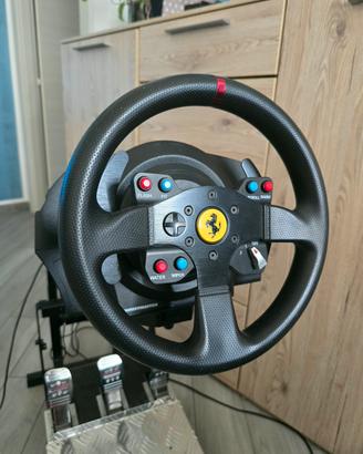 Thrustmaster T300 e pedaliera Thrustmaster T3PA 