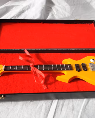 Strumenti musicali in miniatura da collezione