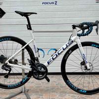 Focus Izalco Max 8.9 Disc Di2