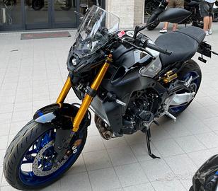 Parabrezza moto Yamaha MT09