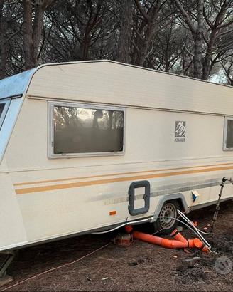 Roulotte caravan Knauss Sudwind