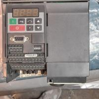 inverter MICROMASTER  SIEMENS ingresso 380 volt