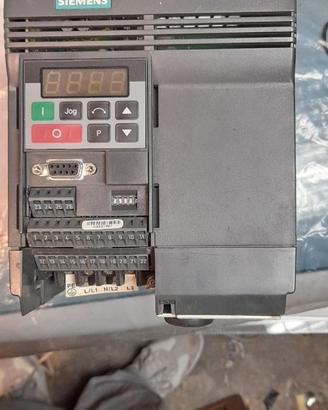 inverter MICROMASTER  SIEMENS ingresso 380 volt