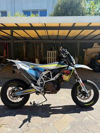 Husqvarna 701 depotenziata a libretto