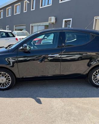 LANCIA Ypsilon 1.3 MJT 16V 95 CV 5 porte