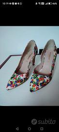 Tacco décolleté fantasia floreale colorata