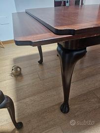 tavolo antico  pranzo soggiorno con sedie. 