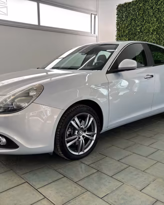 Alfa Romeo Giulietta 2.0 JTDm-2 150 CV Distinctive