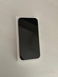 Iphone 12 - 200€