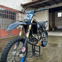 YAMAHA YZ 250 ( leggere descrizione)