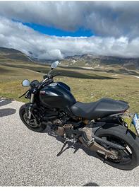 Ducati Monster 821 - 2014 - Nero opaco - Tagliandi