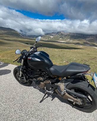 Ducati Monster 821 - 2014 - Nero opaco - Tagliandi