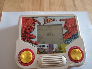 Videogioco elettronico vintage The Flash anni '90