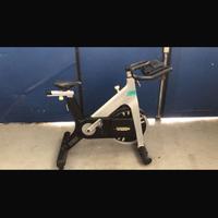 Spin bike ride Technogym usata