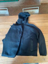Tuta nike tech