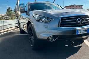 Infiniti fx37 s