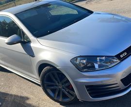 VOLKSWAGEN Golf 7ª serie - 2013