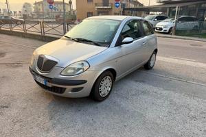 Lancia Ypsilon 1.2 Benzina