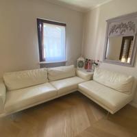 Divano in pelle brand Doimo