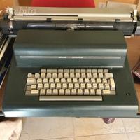 Macchina da scrivere Olivetti lexikon 90