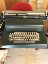 Macchina da scrivere Olivetti lexikon 90