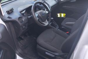 Furg  Ford con cella frigo - COME NUOVO -KM 16.371