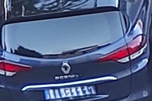 RENAULT SCENIC PRATICAMENTE NUOVA