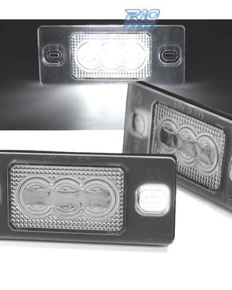 LUCI LED TARGA VOLKSWAGEN VW TIGUAN TOUAREG GOLF V