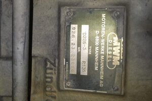 Trattore agricolo 65-34 Renault