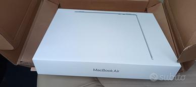 MacBook Air 13'' M5