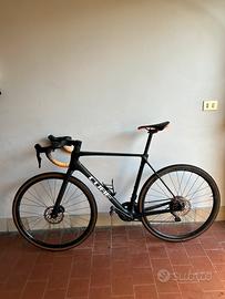 Cube ciclocross, strada, gravel