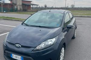 Ford fiesta versione Trend 1.25