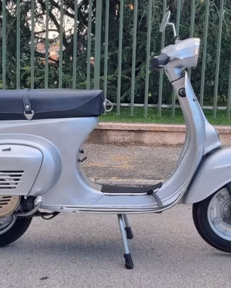 Vespa 125 Primavera ET3