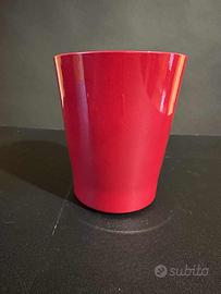 Vasetto in ceramica, porta piante, fiori rosso