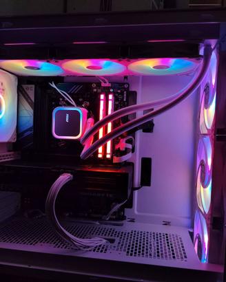 PC GAMIGN AM5 4070SUPER/ 32GBDDR5/9600X M2 990EVO