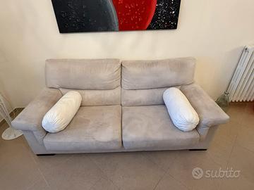 Divano letto e poltrona  Poltroneesofa ottime cond