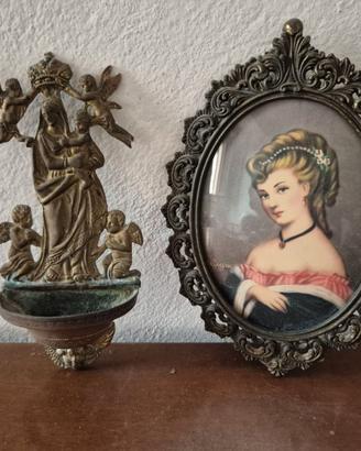 Acquasantiera e miniatura di dama