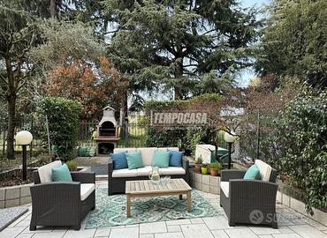 Casa Semindipendente su Tre Livelli con Giardino P