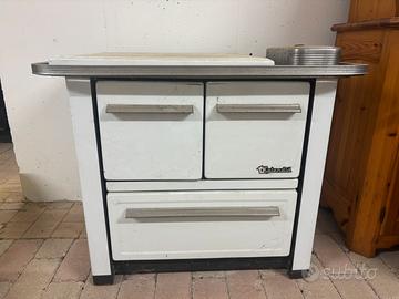 Cucina economica a legna