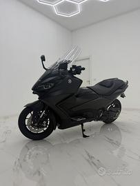 Tmax 560