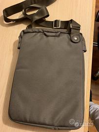 Tracolla di colore marrone chiaro per iPad 1 serie