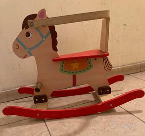 Cavalluccio dondolo