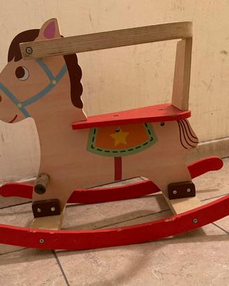 Cavalluccio dondolo