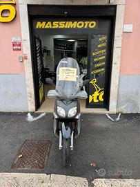 Yamaha Xenter 150 fine 2014 - PERMUTE