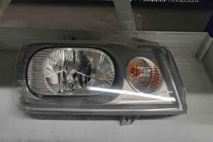 FARO DX FIAT SCUDO 2004 OE 9467119688