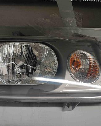 FARO DX FIAT SCUDO 2004 OE 9467119688